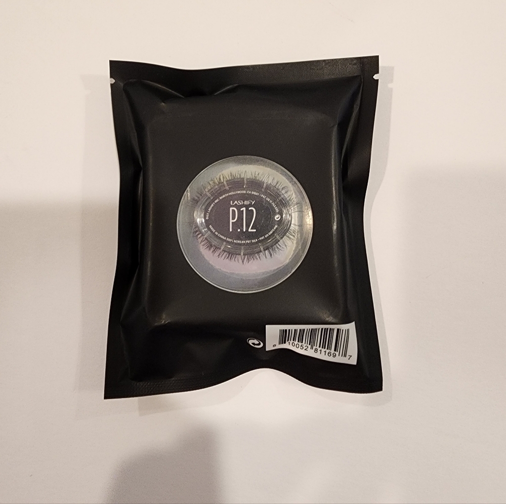 NEW! LASHIFY Single Gossamer P12 in Black, NIP